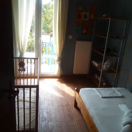 House With 3 Bedrooms In Kariotes, Lefkada, With Wonderful Mountain Vi Apartment Kariotai